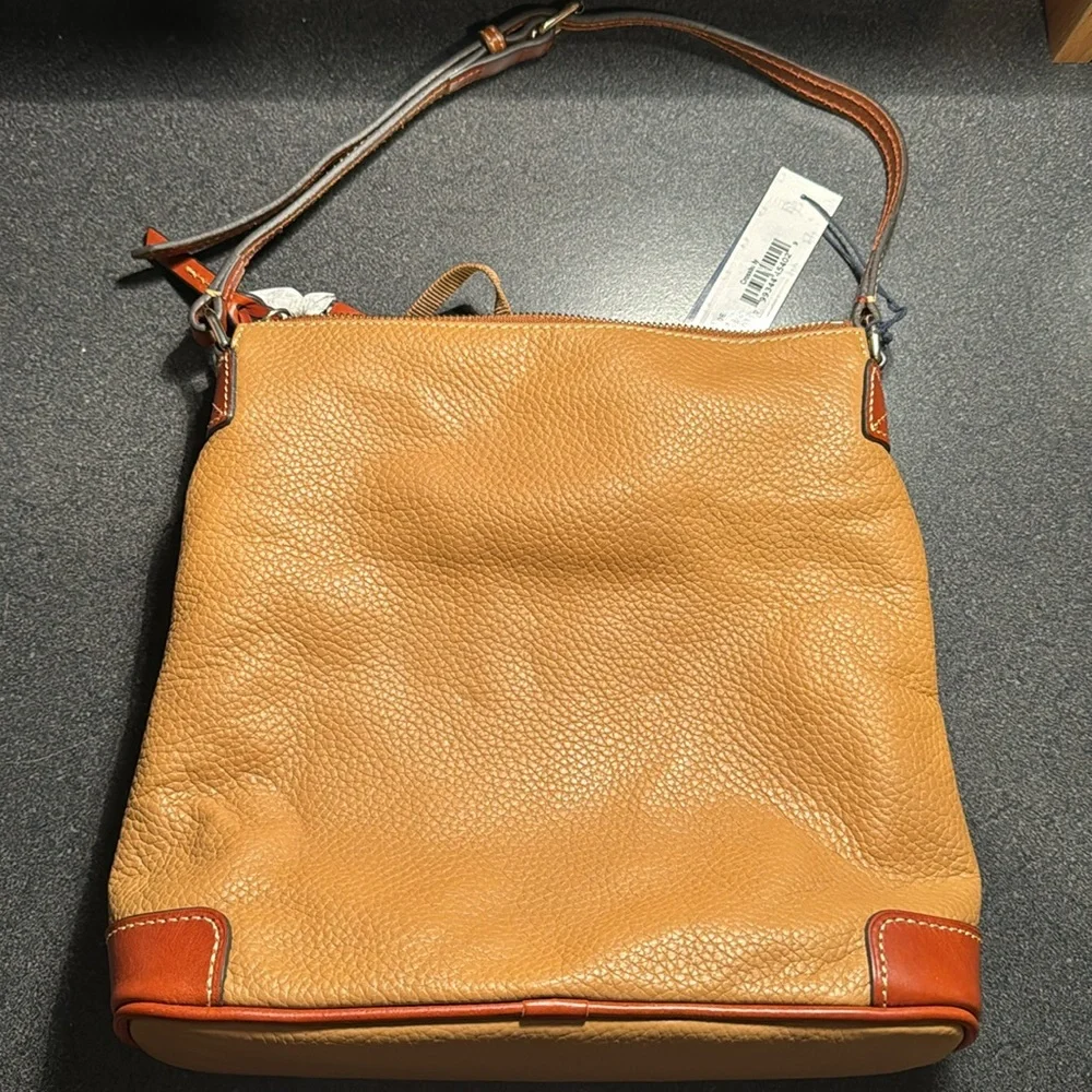 *HP* NWT DOONEY & BOURKE DE 🤎 - Picture 4 of 10